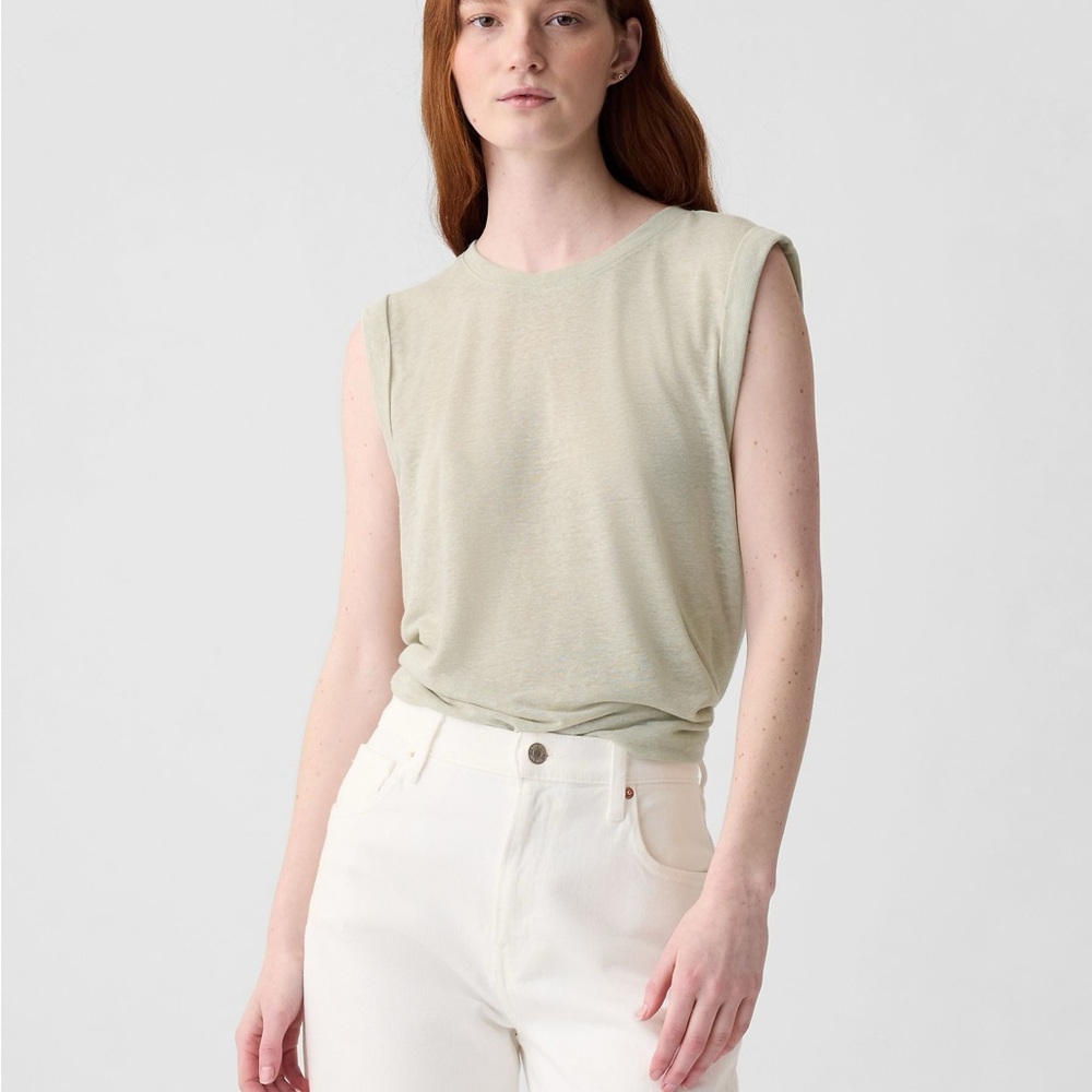 NEW GAP Gray Linen Sleeveless Crewneck Relaxed Fit Top, Women’s Medium NWT